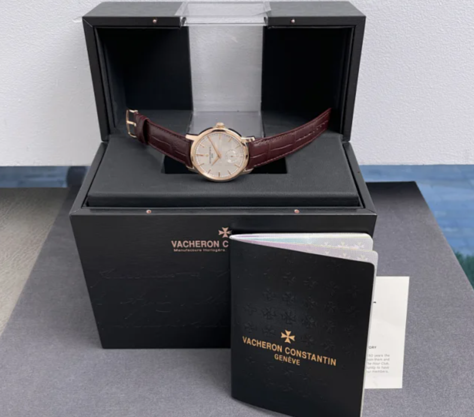 Vacheron Constantin Overseas Mens Rose Gold Watch 49150/000R-9338